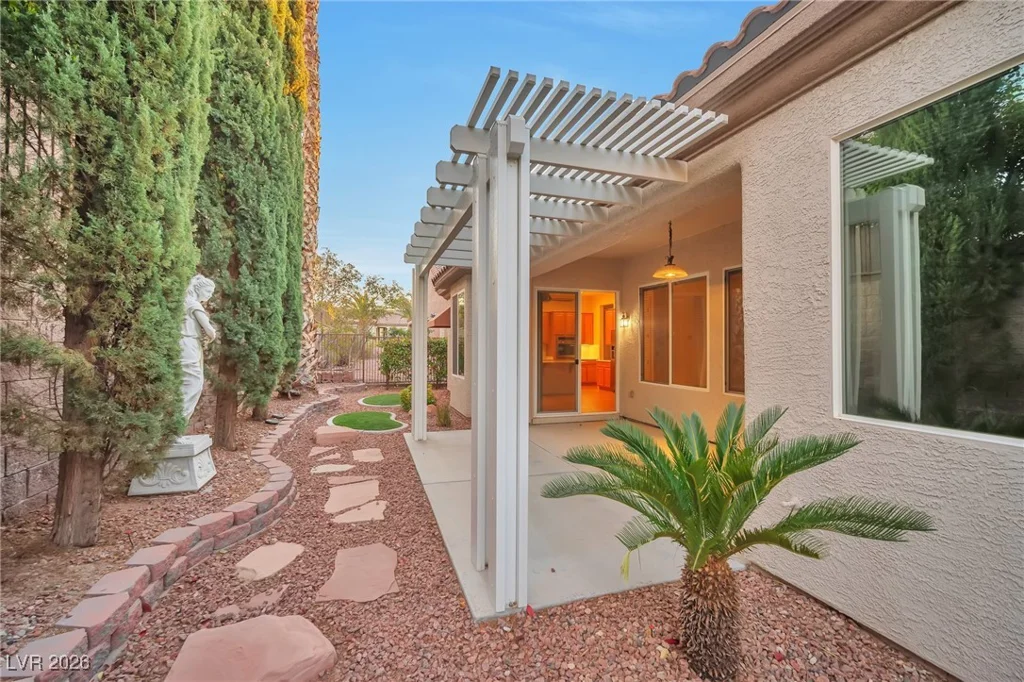 2585 Portsmouth Creek, Henderson, NV 89052