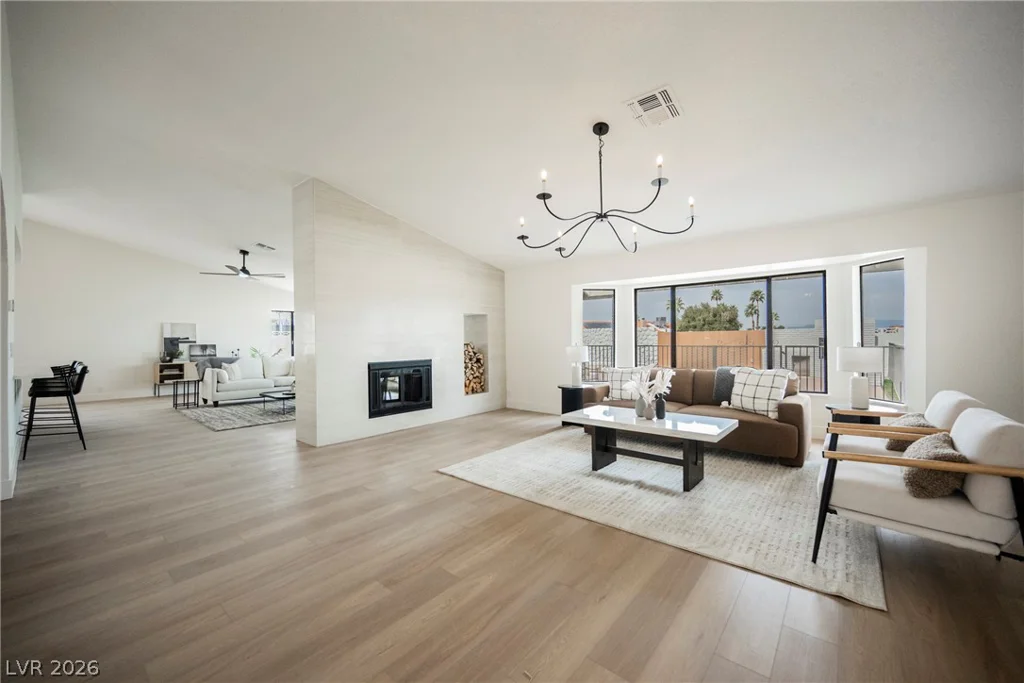 5540 Bisset, Las Vegas, NV 89118