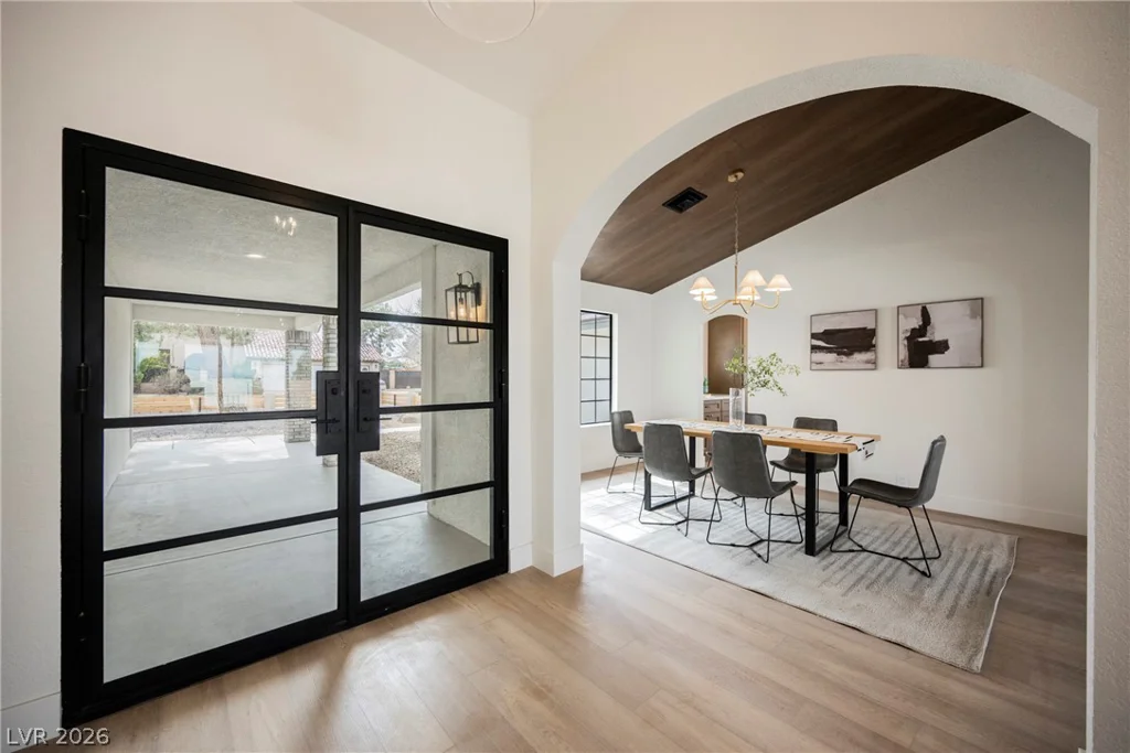 5540 Bisset, Las Vegas, NV 89118