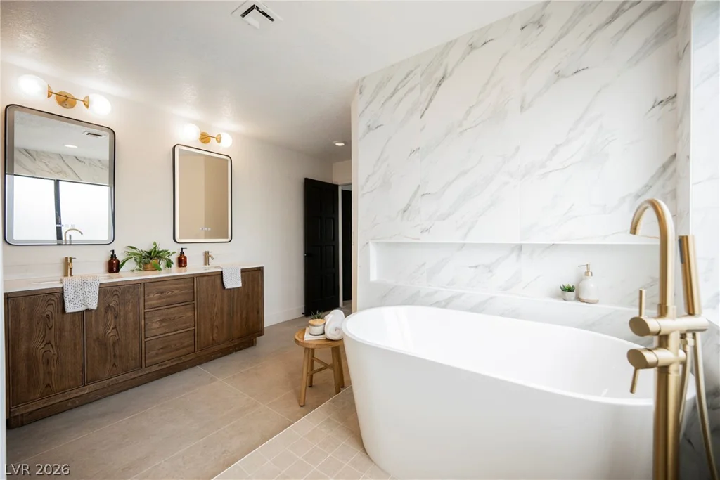 5540 Bisset, Las Vegas, NV 89118