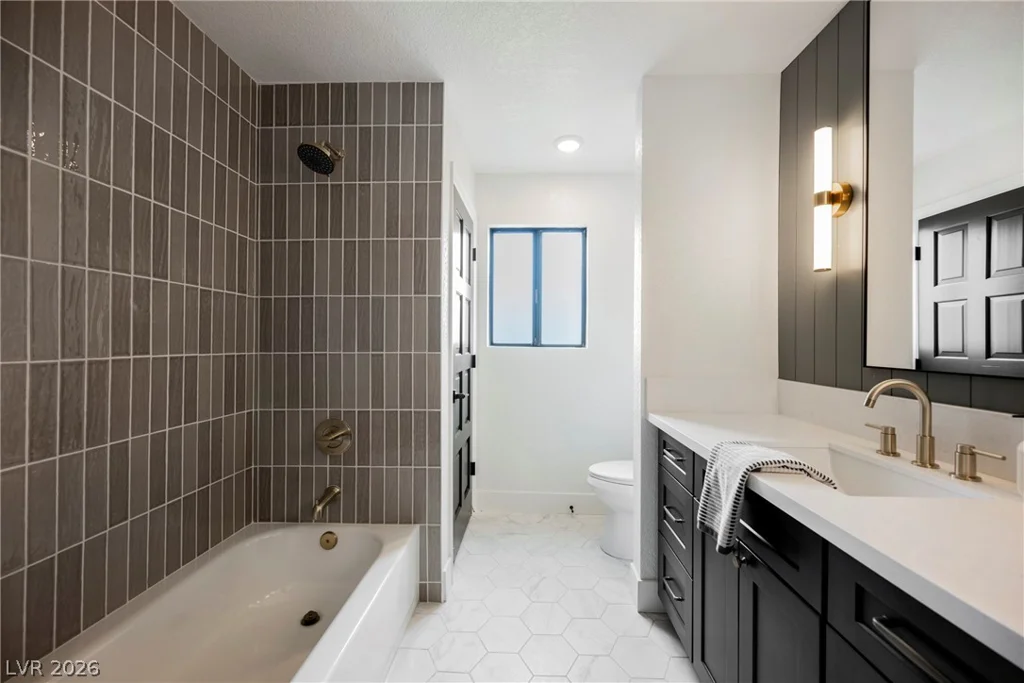 5540 Bisset, Las Vegas, NV 89118