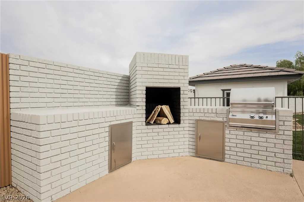 5540 Bisset, Las Vegas, NV 89118