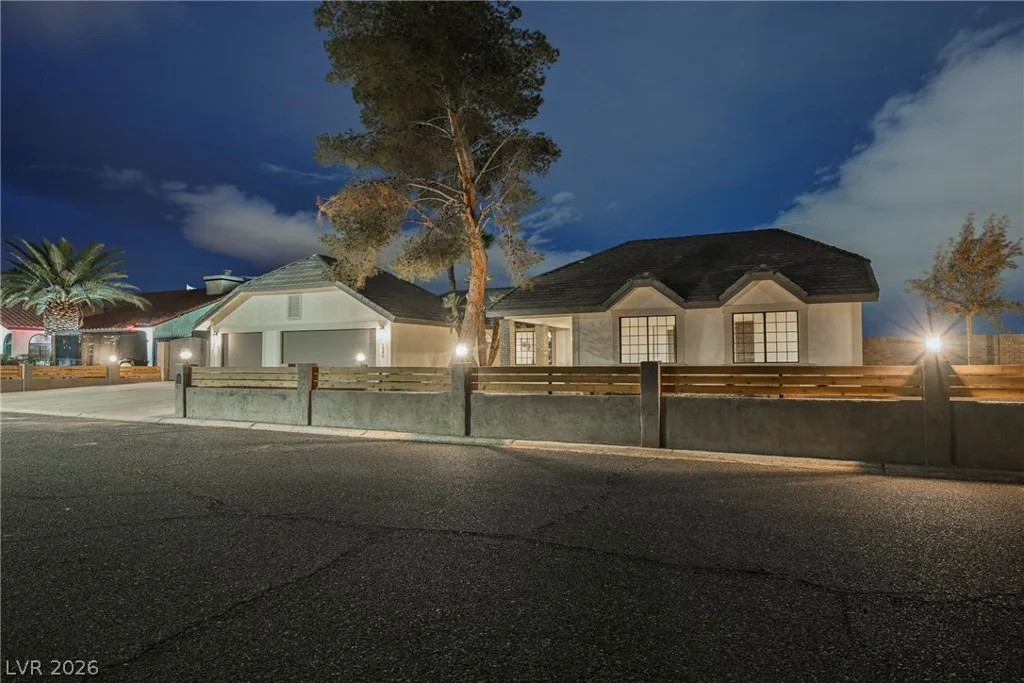 5540 Bisset, Las Vegas, NV 89118
