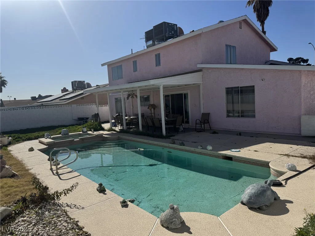 3305 Irv Marcus, Las Vegas, NV 89108
