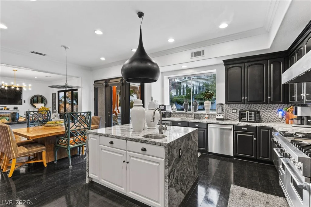10212 Stone Briar, Las Vegas, NV 89144