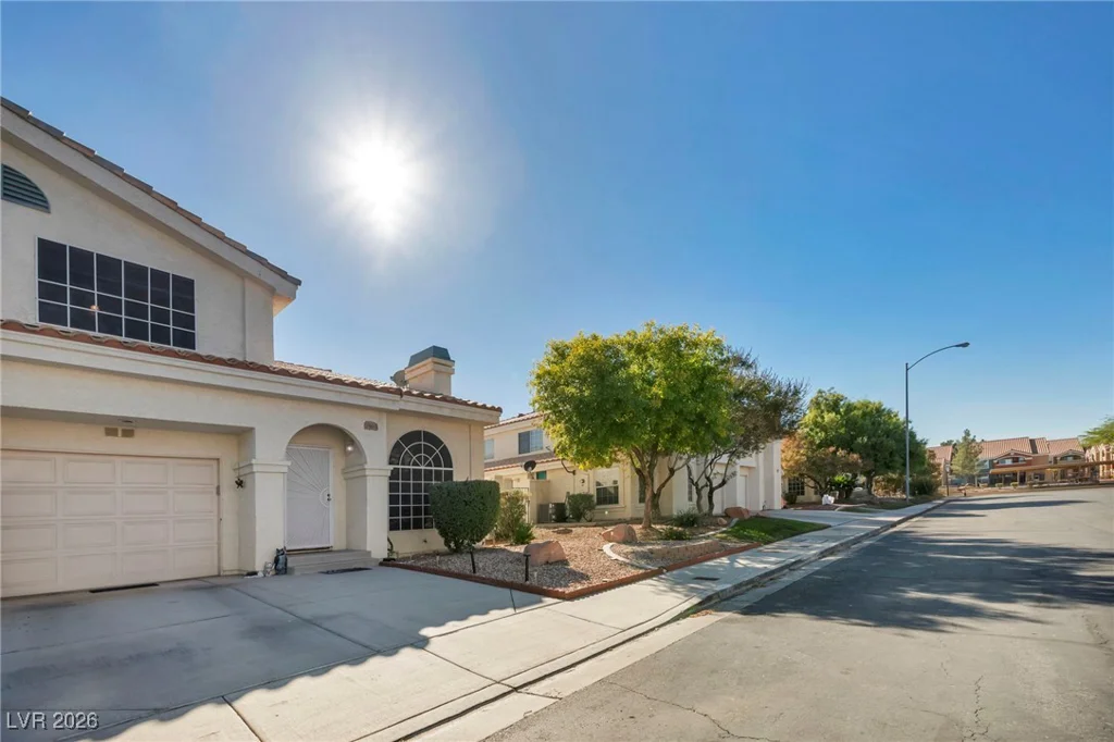 7963 Cina, Las Vegas, NV 89147
