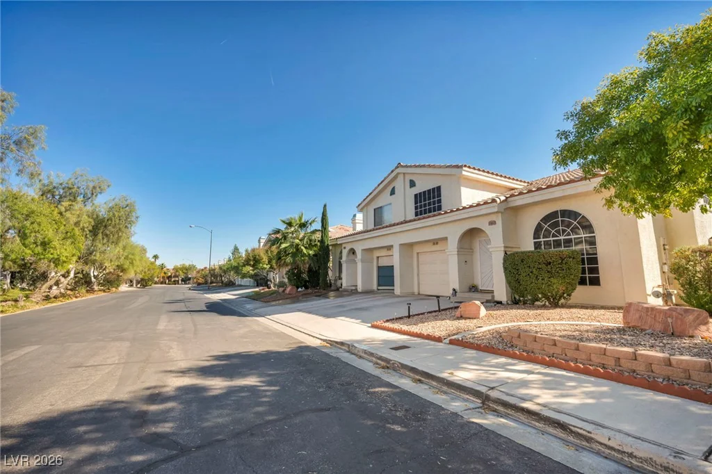 7963 Cina, Las Vegas, NV 89147