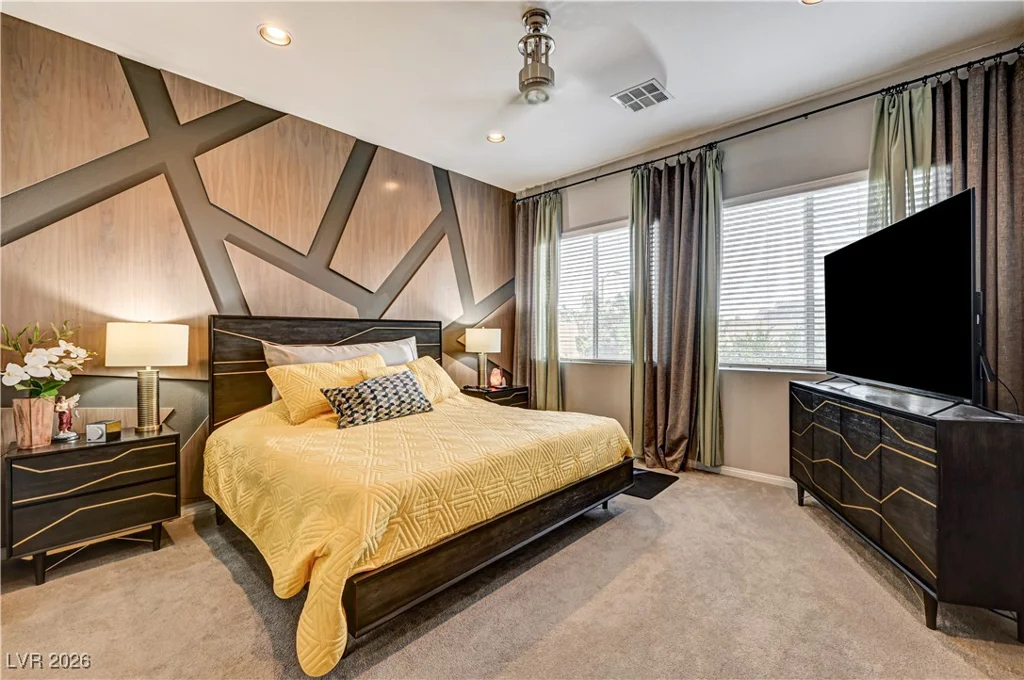 8168 Desert Madera, Las Vegas, NV 89166