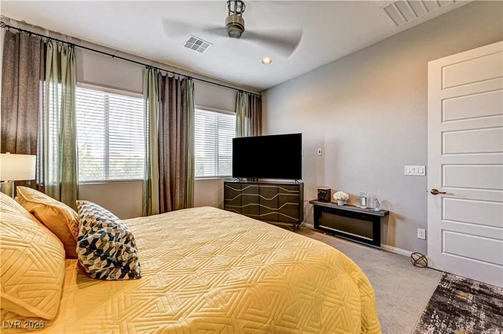 8168 Desert Madera, Las Vegas, NV 89166