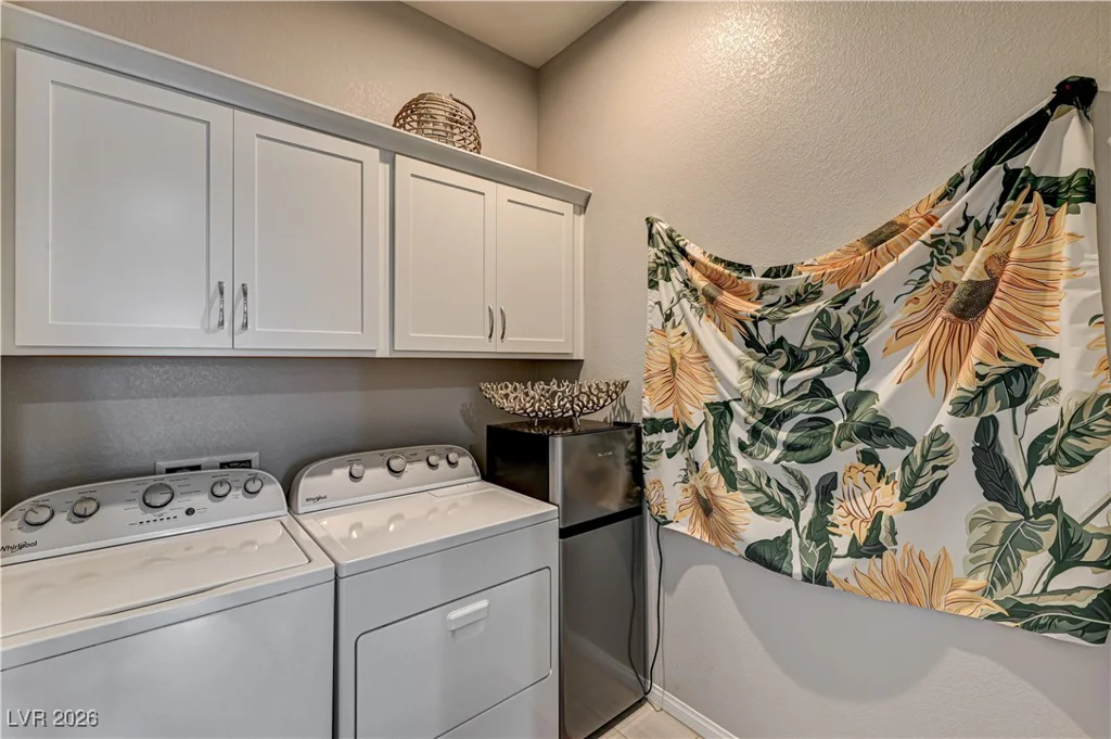 8168 Desert Madera, Las Vegas, NV 89166