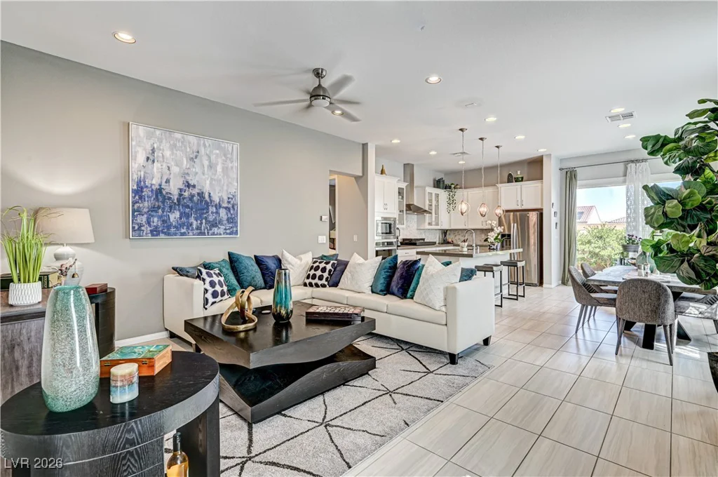 8168 Desert Madera, Las Vegas, NV 89166