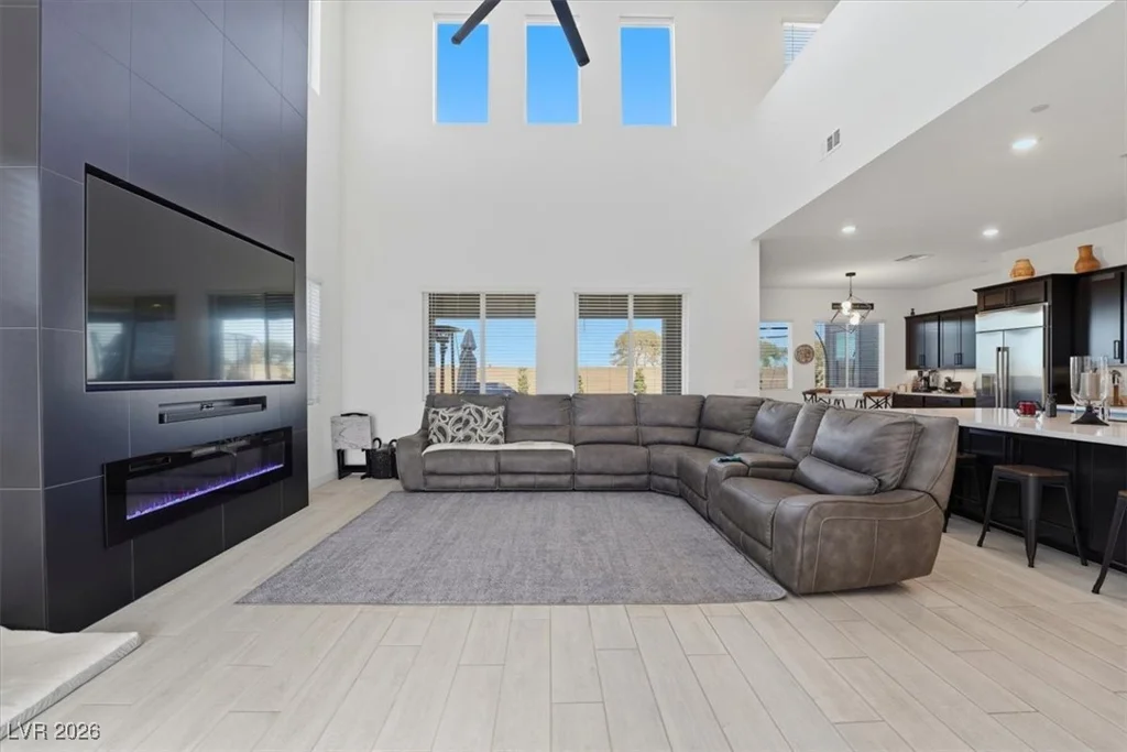 116 Barclay Heights, Henderson, NV 89015