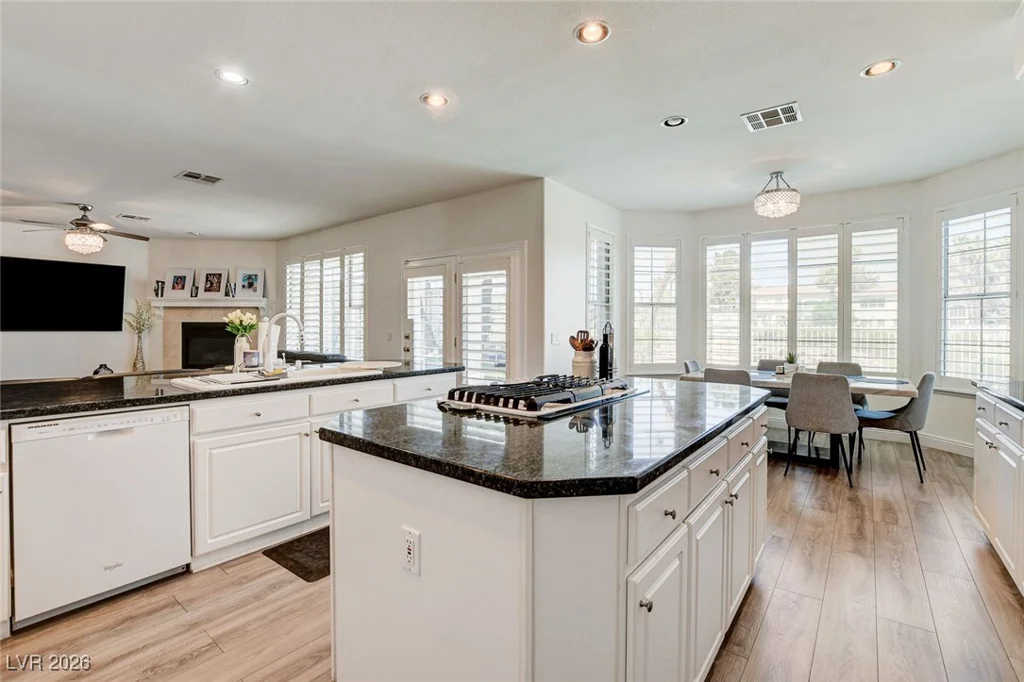 2496 Ram Crossing, Henderson, NV 89074