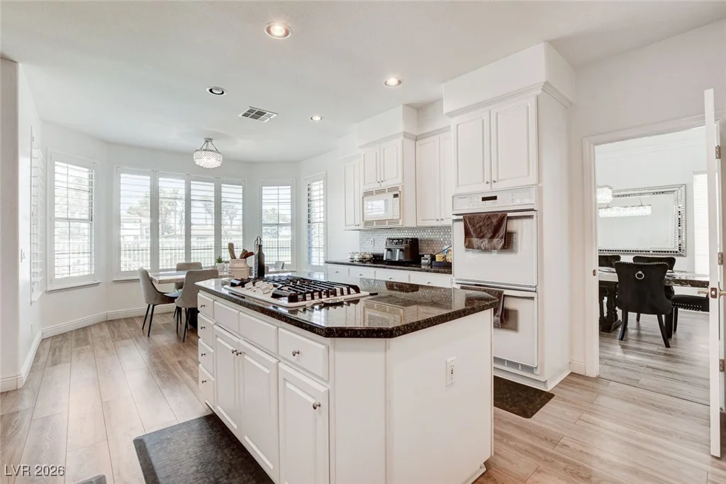 2496 Ram Crossing, Henderson, NV 89074