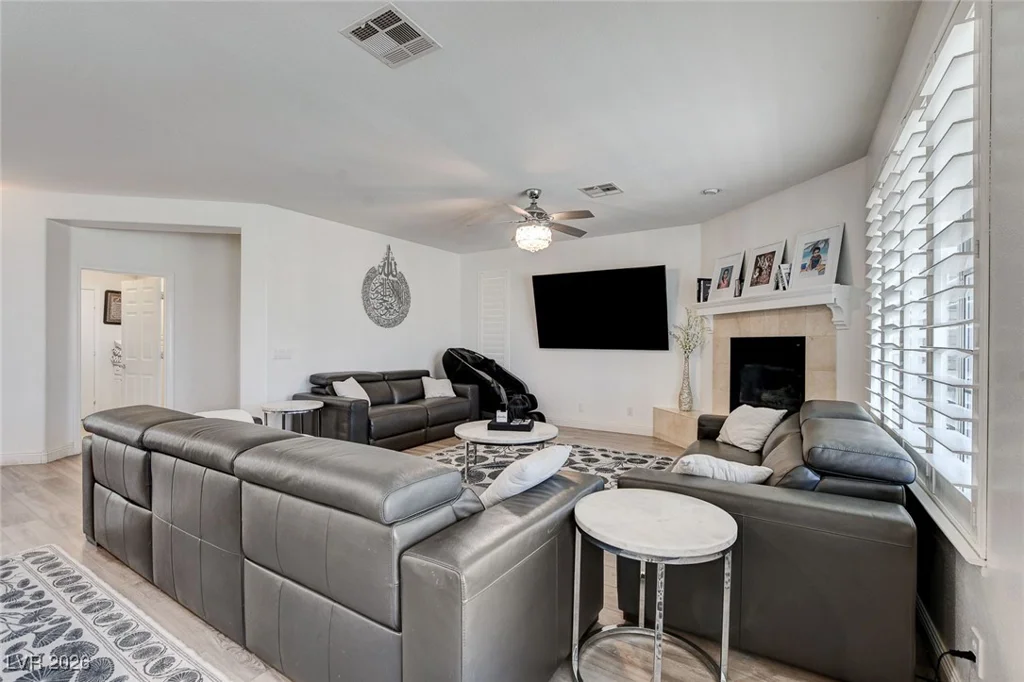 2496 Ram Crossing, Henderson, NV 89074