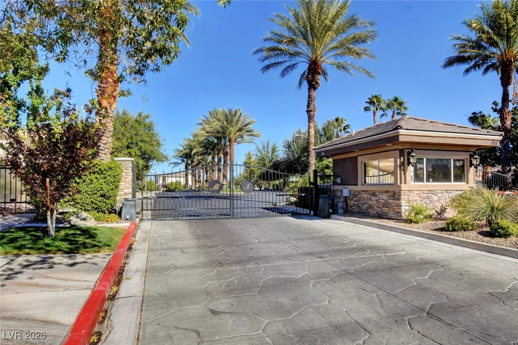 2496 Ram Crossing, Henderson, NV 89074