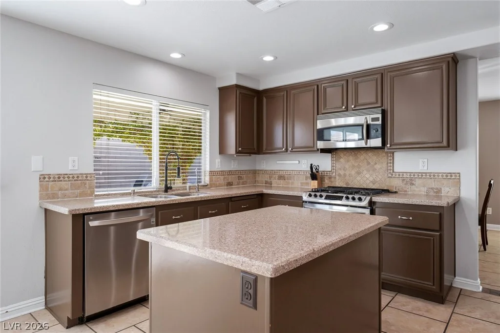 319 Barletta, Las Vegas, NV 89123