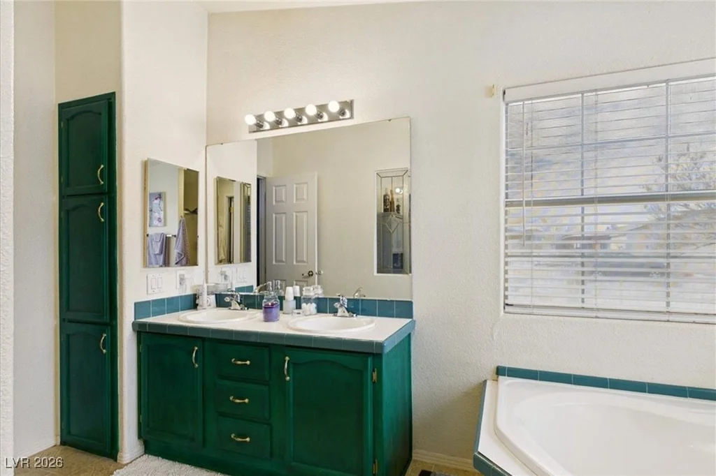 1821 Greta, Pahrump, NV 89060