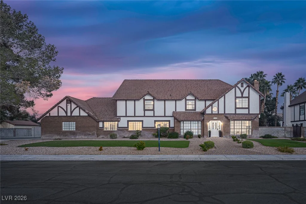 2740 Family, Las Vegas, NV 89117