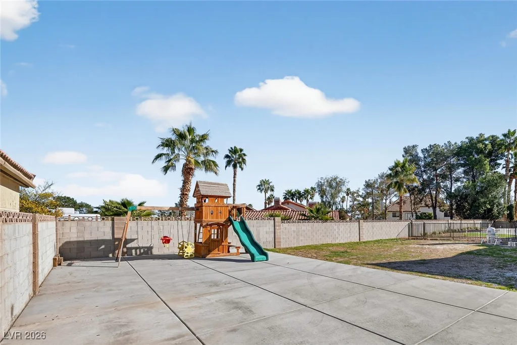 2740 Family, Las Vegas, NV 89117