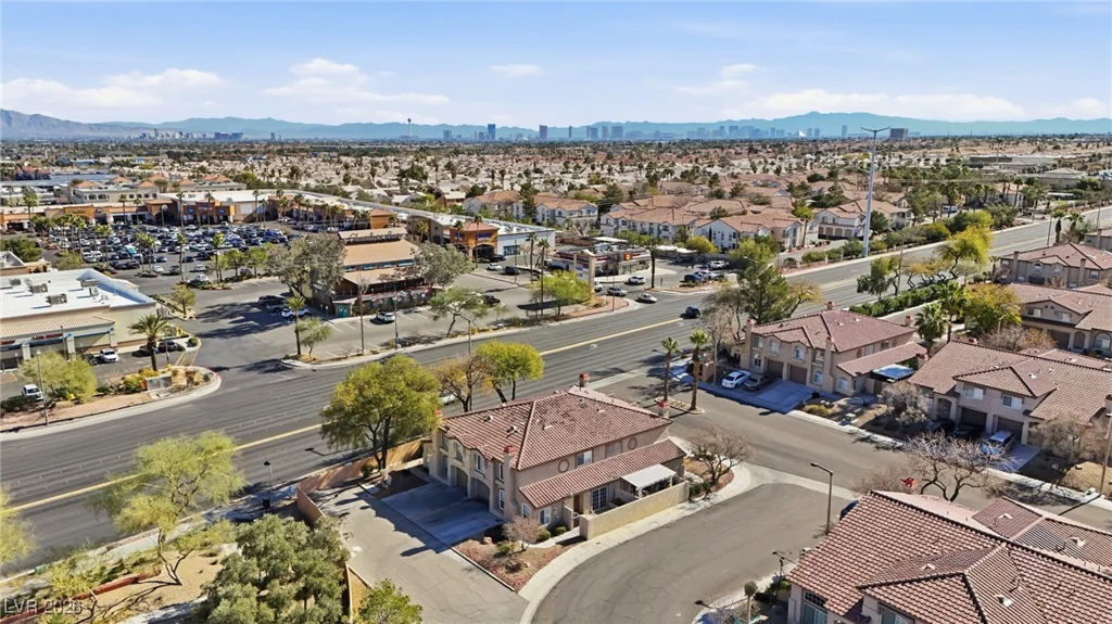 7600 Almeria, Las Vegas, NV 89128