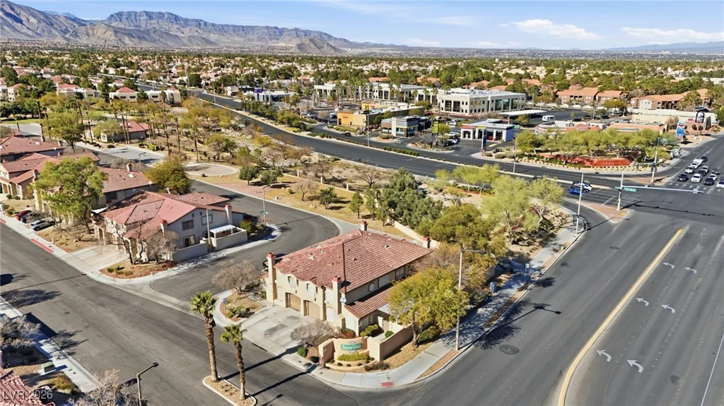 7600 Almeria, Las Vegas, NV 89128