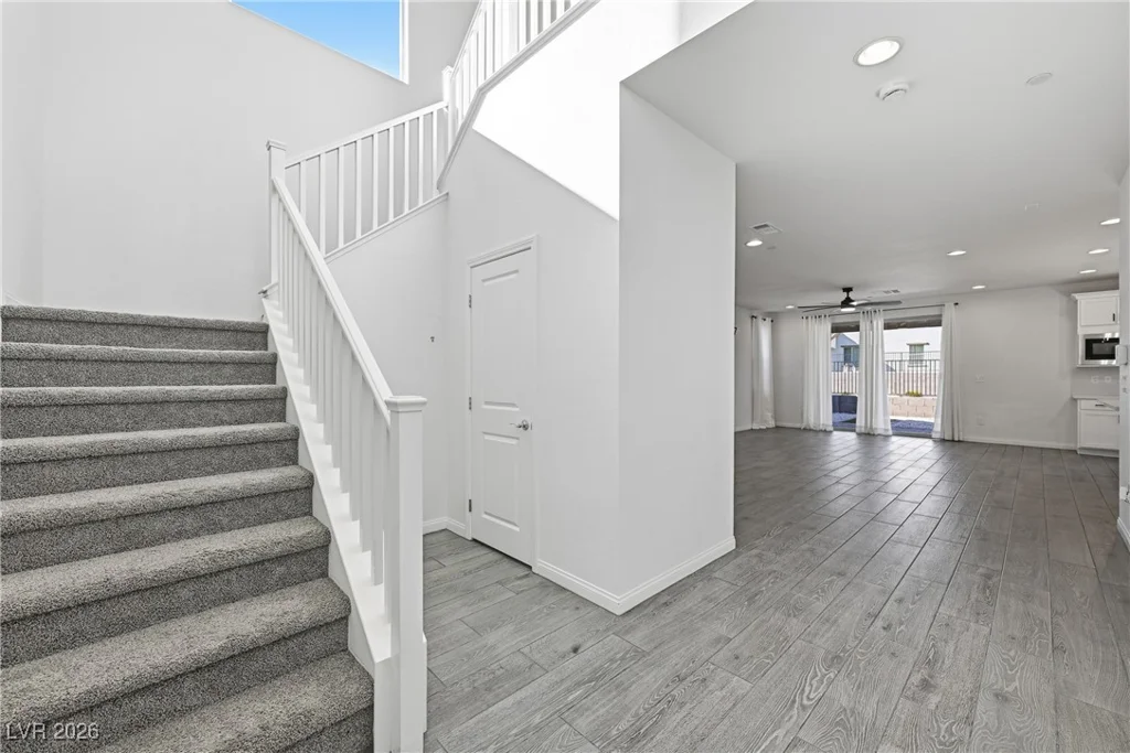 9427 Lunar Phase, Las Vegas, NV 89143