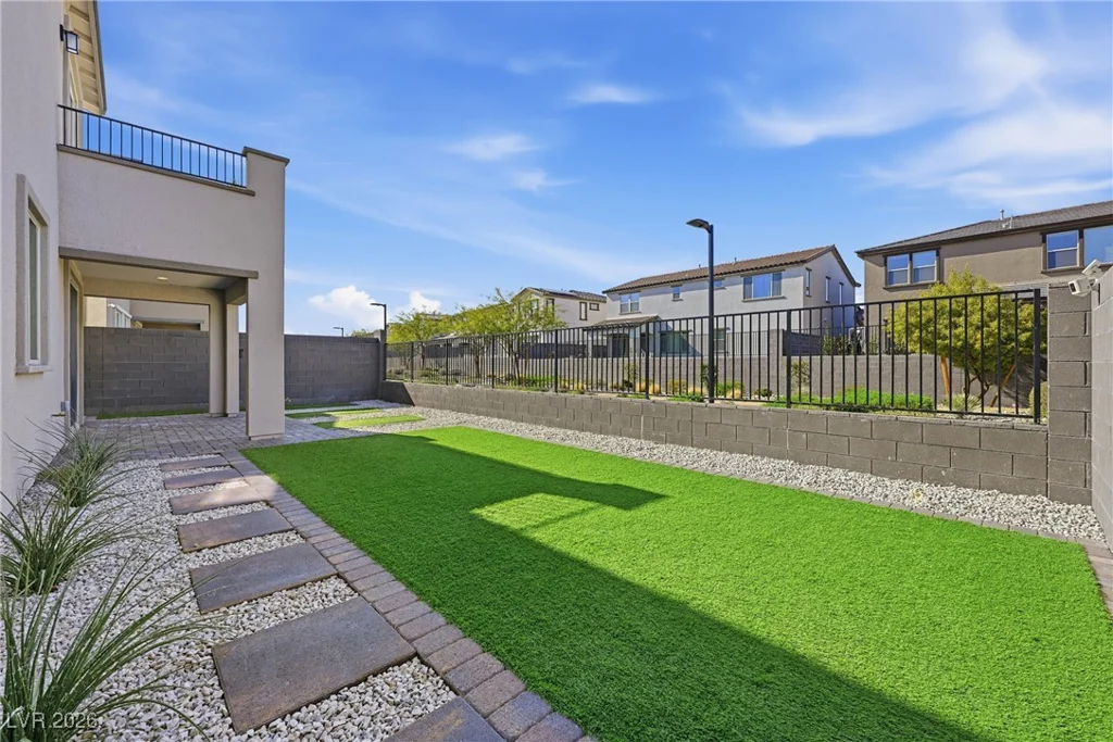 9427 Lunar Phase, Las Vegas, NV 89143