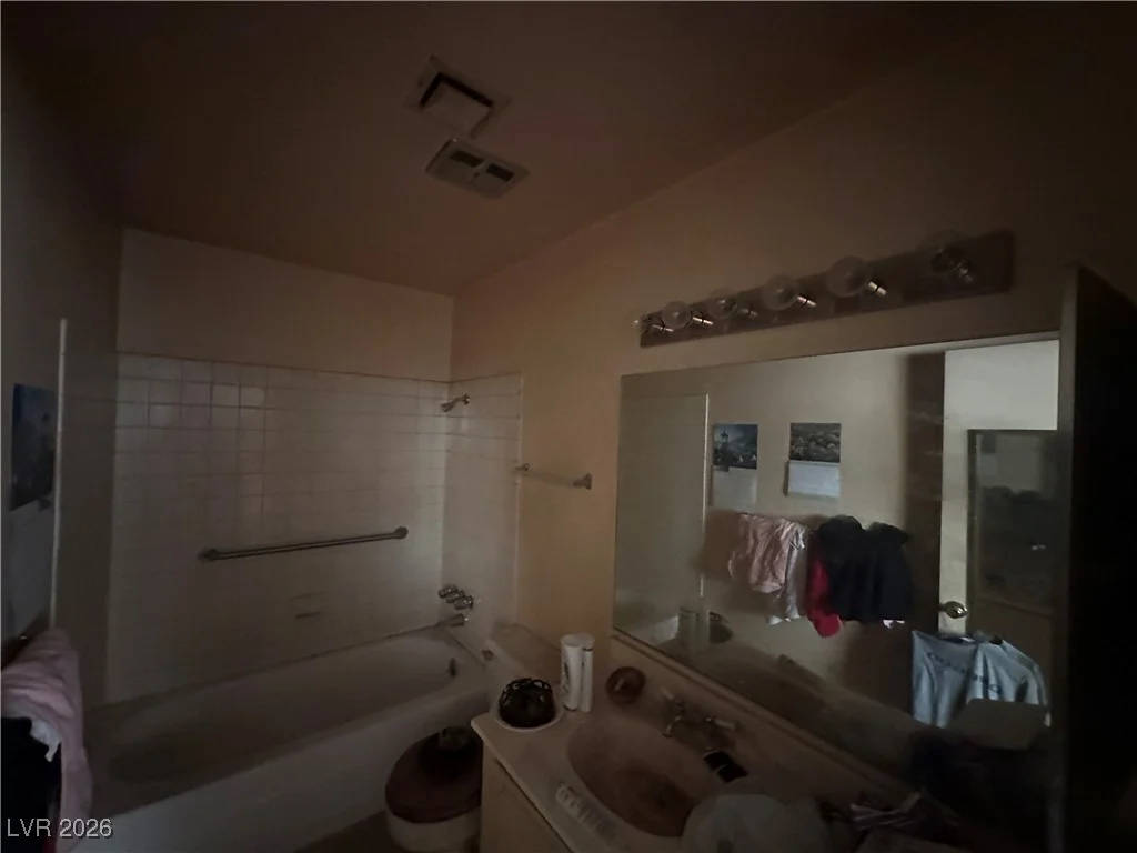 1809 Wildwood, Las Vegas, NV 89108