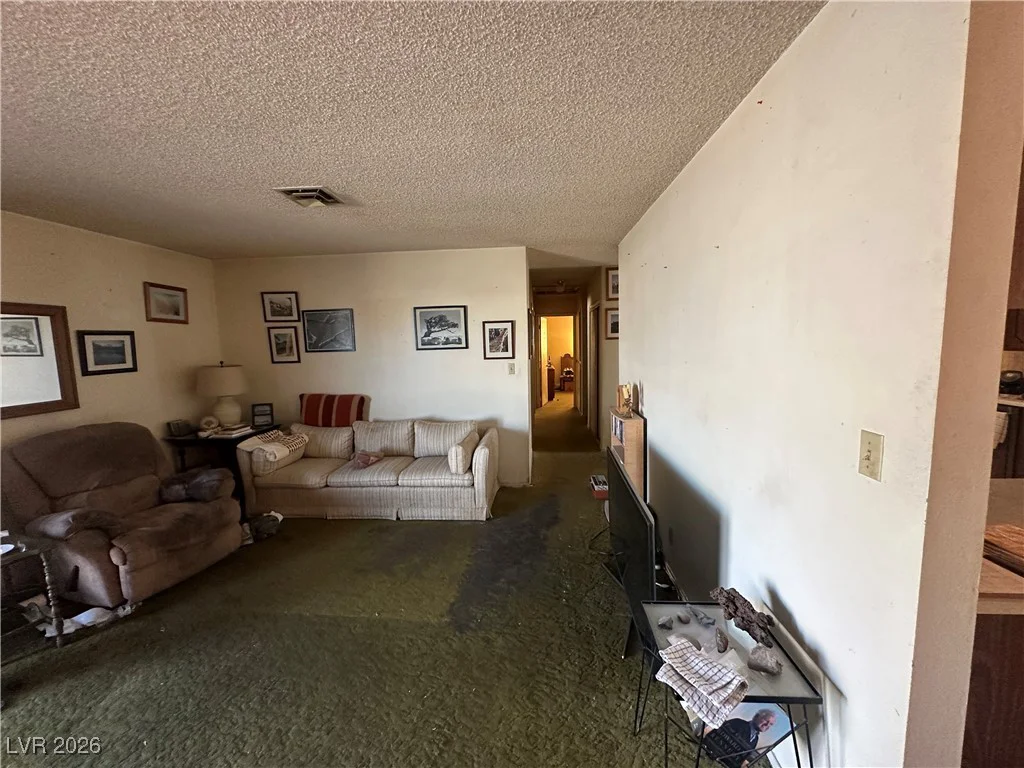 1809 Wildwood, Las Vegas, NV 89108