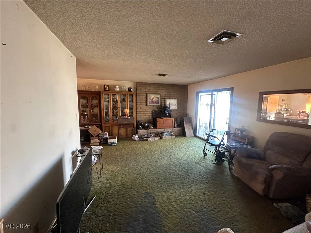 1809 Wildwood, Las Vegas, NV 89108