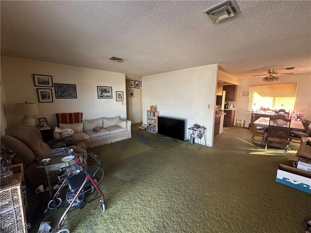1809 Wildwood, Las Vegas, NV 89108