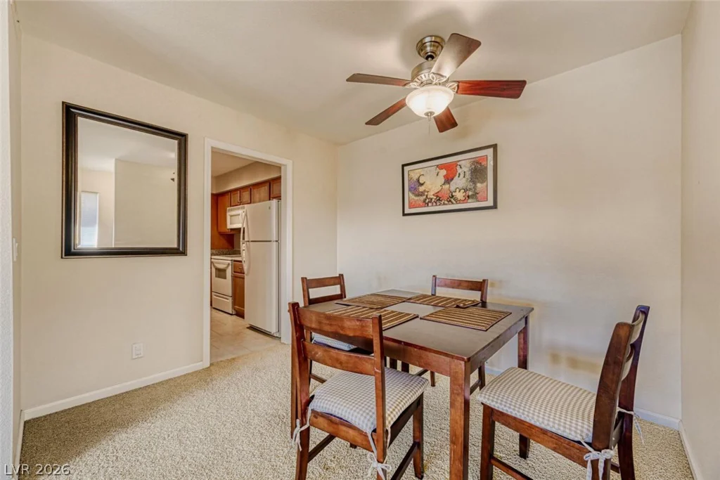 668 Oakmont, Las Vegas, NV 89109