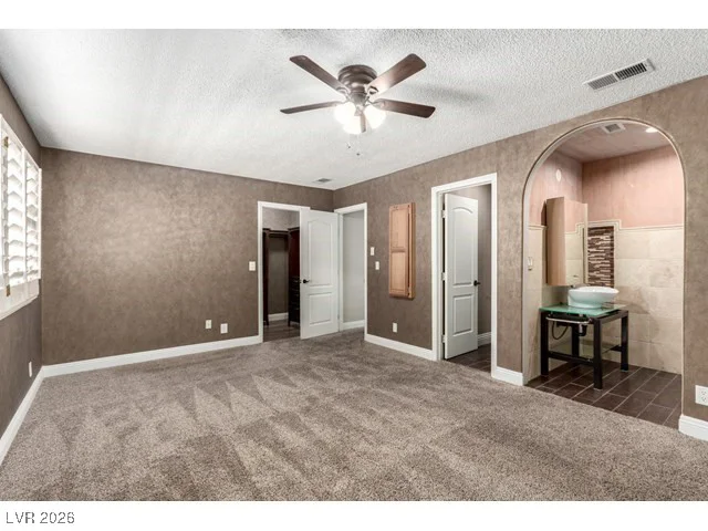 3374 China, Las Vegas, NV 89121