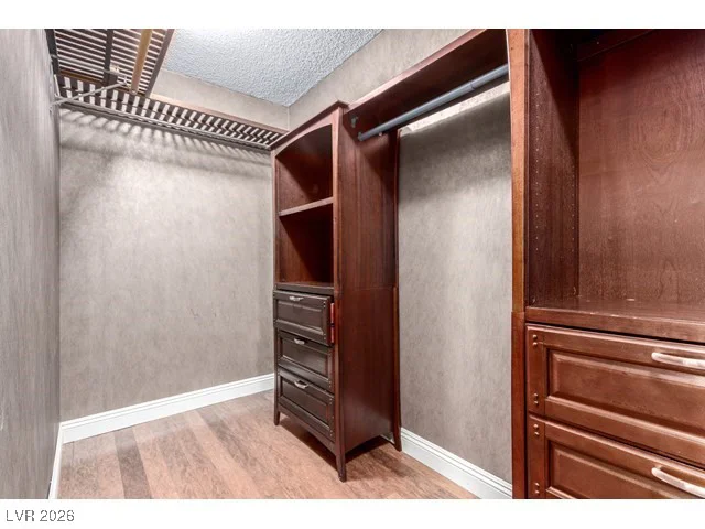 3374 China, Las Vegas, NV 89121