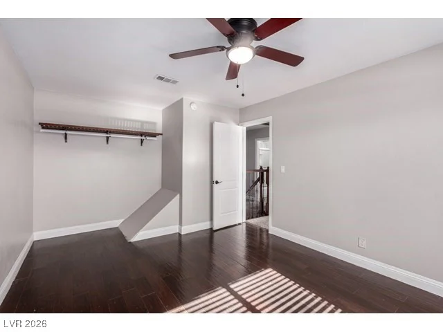 3374 China, Las Vegas, NV 89121