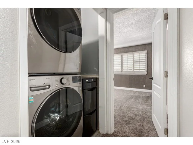 3374 China, Las Vegas, NV 89121