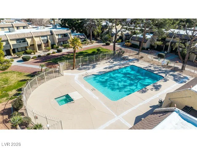 3374 China, Las Vegas, NV 89121