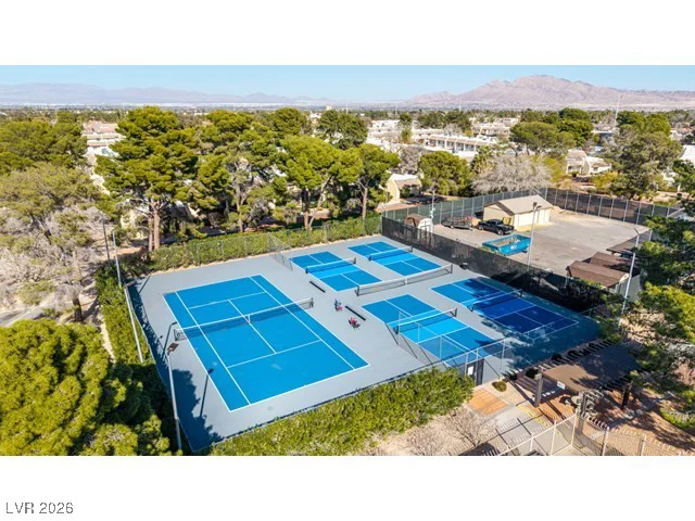 3374 China, Las Vegas, NV 89121