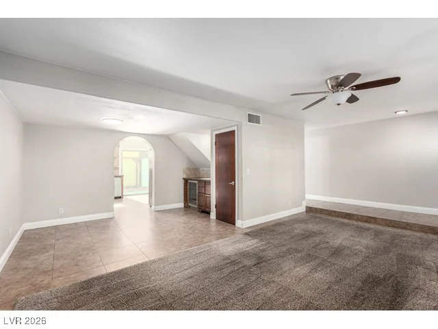 3374 China, Las Vegas, NV 89121