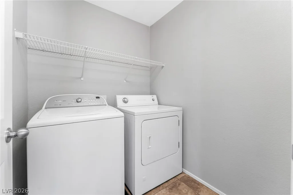 3925 Bayamon, Las Vegas, NV 89129