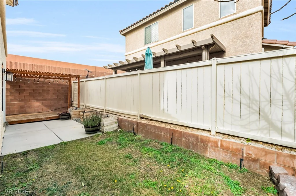 3925 Bayamon, Las Vegas, NV 89129