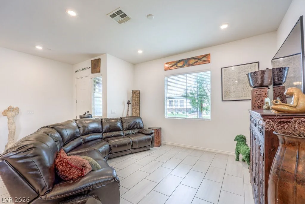 676 Otter Brook, Henderson, NV 89011