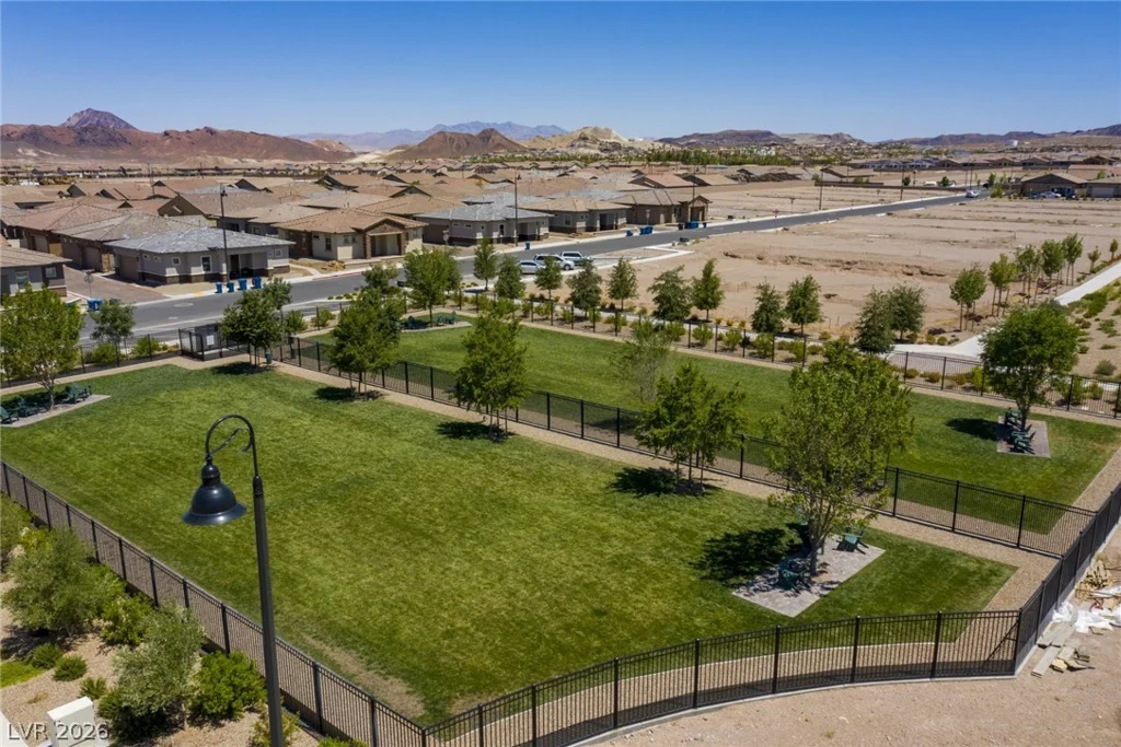676 Otter Brook, Henderson, NV 89011
