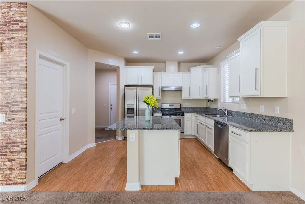 10279 Mopan, Las Vegas, NV 89178