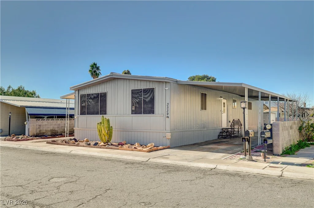 3539 Lost Hills, Las Vegas, NV 89122