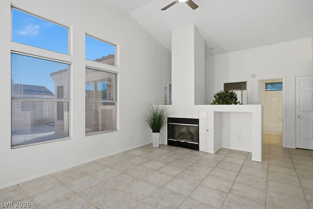5917 Red Saturn, Las Vegas, NV 89130