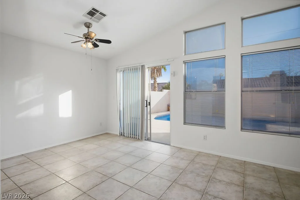 5917 Red Saturn, Las Vegas, NV 89130