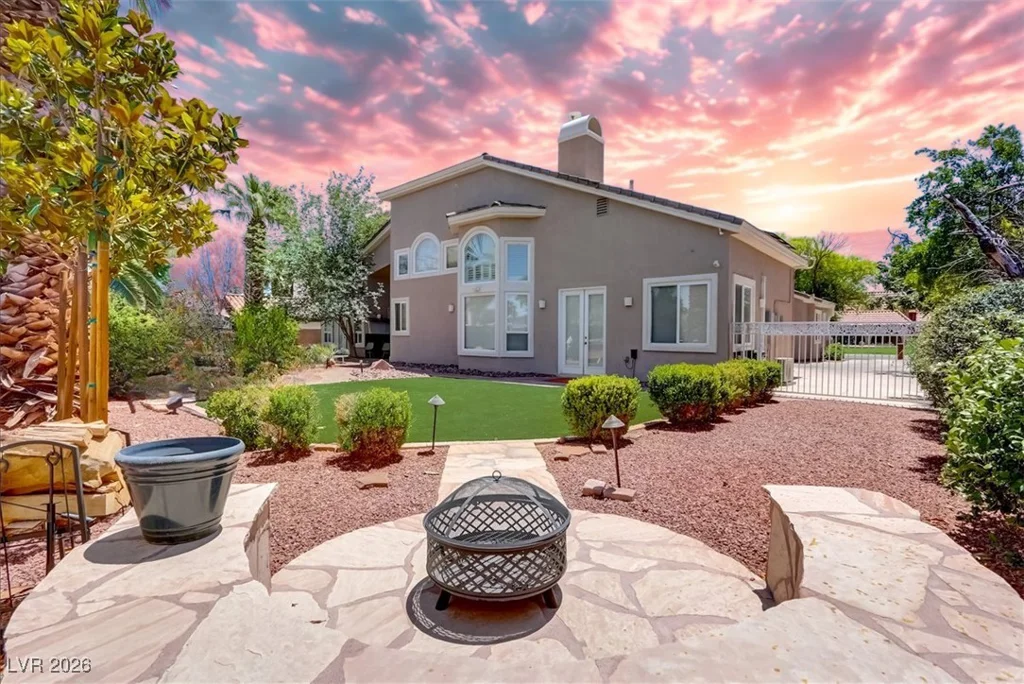 2500 Wimbledon, Las Vegas, NV 89107