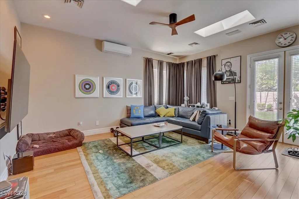 2500 Wimbledon, Las Vegas, NV 89107